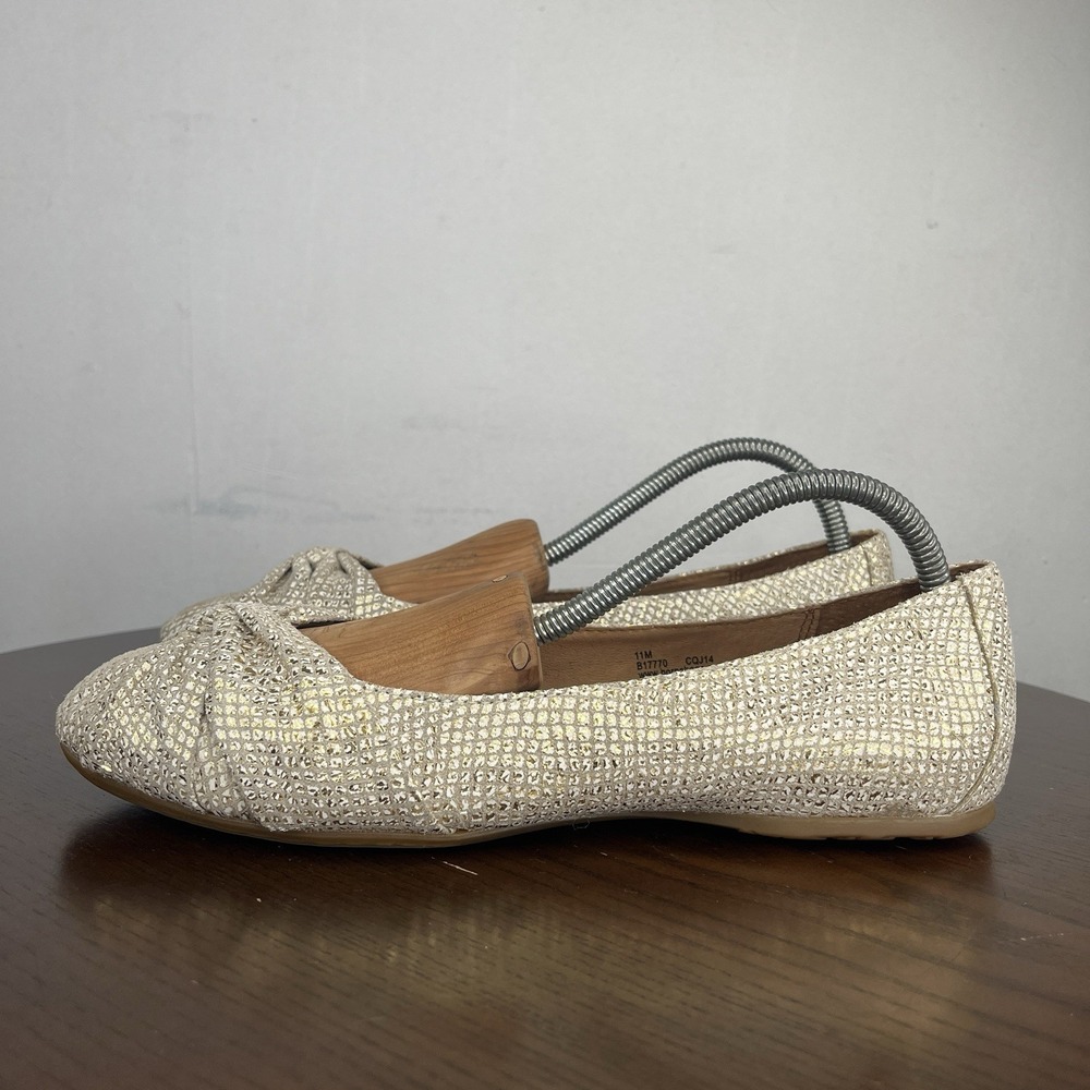 Born Lilly Flat Shoes Women's 11M Gold Metallic Leather‎ Comfort Loafer CQJ14